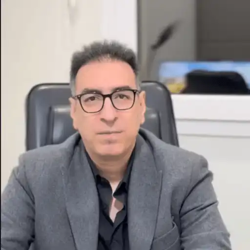 دکتر آرش شرفیان جراح بینی تهران